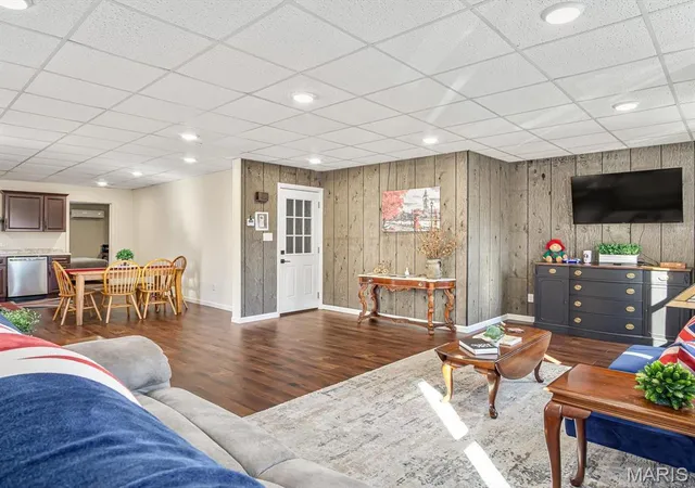 Homes for sale in Pinckneyville, IL | 15 N Main St, Pinckneyville, IL 62274 | MLS# MIS26028779