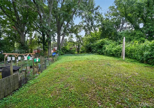 Photo 4 of Single family home for sale at 7110 Dawson Pl, Saint Louis, MO 63136 | MLS# MIS26028787 | Listing updated on 2026-10-19