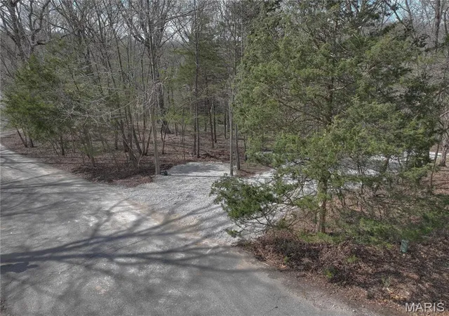 2nd image of 2456 Alpine Peak Dr, Wright City, MO 63390 | MLS# MIS26028863