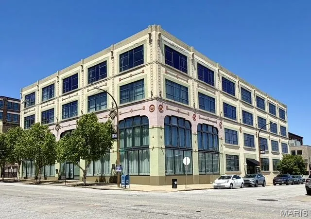 1st image of 2201 Locust St #408 & 409, St Louis, MO 63103 | MLS# MIS26028868