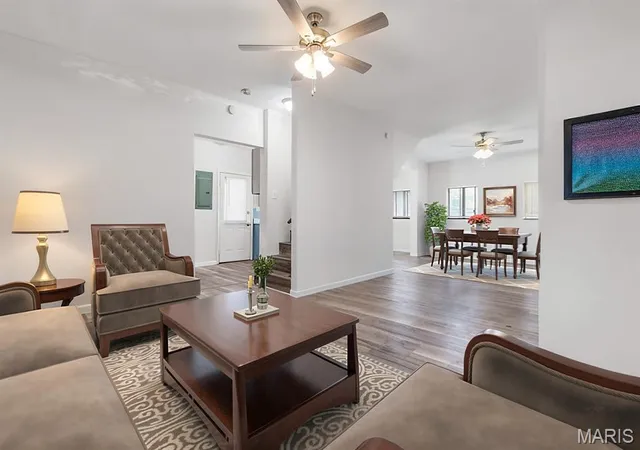 Photo 3 of Sale Pending at 4342 S Compton Ave, Saint Louis, MO 63111 | MLS# MIS26028949 | Listing updated on 2026-08-20