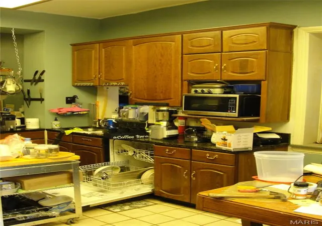 Photo 3 of Single family home for sale at 34 Waterman Pl, Saint Louis, MO 63112 | MLS# MIS26028980 | Listing updated on 2026-08-04
