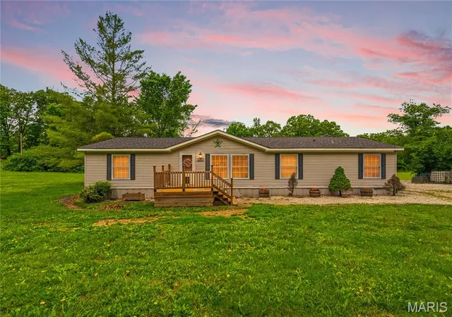 Homes for sale in Wentzville, MO | 2083 Fowler Ln, Wentzville, MO 63385 | MLS# MIS26029045