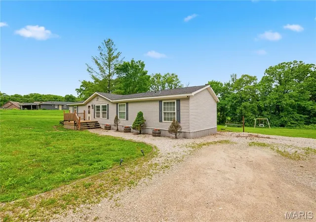 Homes for sale in Wentzville, MO | 2083 Fowler Ln, Wentzville, MO 63385 | MLS# MIS26029045