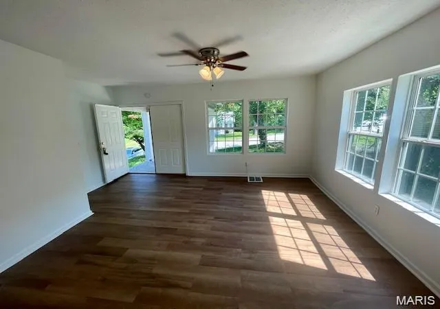 2nd image of 430 Bluff Dr, St Louis, MO 63137 | MLS# MIS26029060