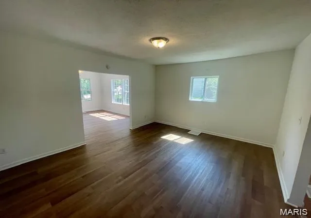 4th image of 430 Bluff Dr, St Louis, MO 63137 | MLS# MIS26029060