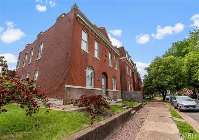 Photo 1 of Multi family home for sale at 712-14 Shenandoah Ave, Saint Louis, MO 63104 | MLS# MIS26029112 | Listing updated on 2026-09-25