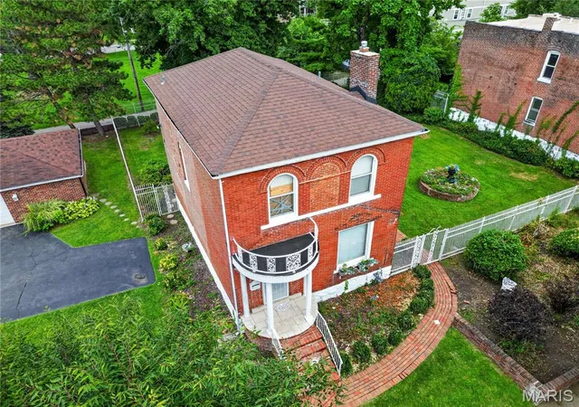 Photo 2 of Single family home for sale at 1392 Burd Ave, Saint Louis, MO 63112 | MLS# MIS26029203 | Listing updated on 2026-08-04