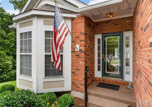 Photo 3 of House for sale at 7342 Timberpoint Ct, Fairview Heights, IL 62208 | MLS# MIS26029218 | Listing updated on 2026-09-14