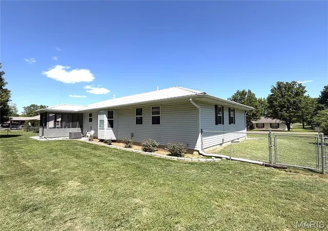 Homes for sale in Mountain View, MO | 616 Kaitlin Dr, Mountain View, MO 65548 | MLS# MIS26029237