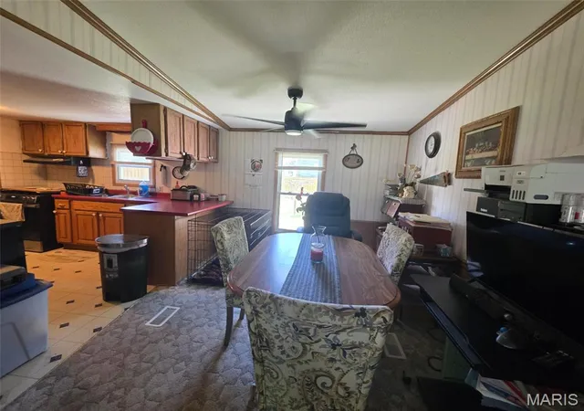 Photo 4 of Manufactured home for sale at 716 Myrtle St, Staunton, IL 62088 | MLS# MIS26029257 | Listing updated on 2026-09-14