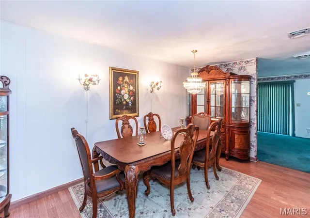 4th image of 1204 Hobson Dr, Saint Louis, MO 63135 | MLS# MIS26029272