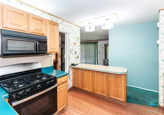 5th image of 1204 Hobson Dr, Saint Louis, MO 63135 | MLS# MIS26029272