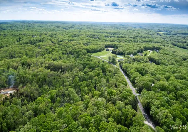 Photo 3 of Land for sale at 28412 Twin Echos Dr, Jonesburg, MO 63351 | MLS# MIS26029273 | Listing updated on 2026-05-12