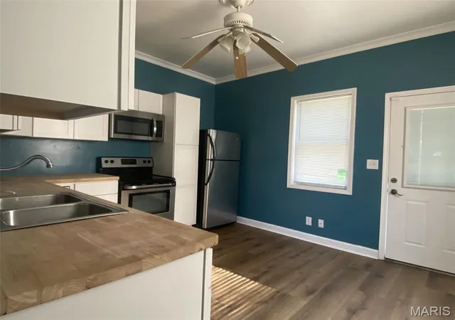 Photo 3 of Single family home for sale at 225 E Arlee Ave, Saint Louis, MO 63125 | MLS# MIS26029280 | Listing updated on 2026-09-08