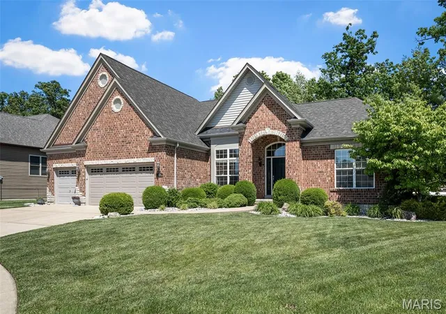 2nd image of 526 Elm Creek Dr, Wentzville, MO 63385 | MLS# MIS26029303