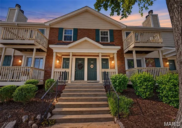 Condo for sale at 9125 N Swan Cir, Saint Louis, MO 63144 | MLS# MIS26029321