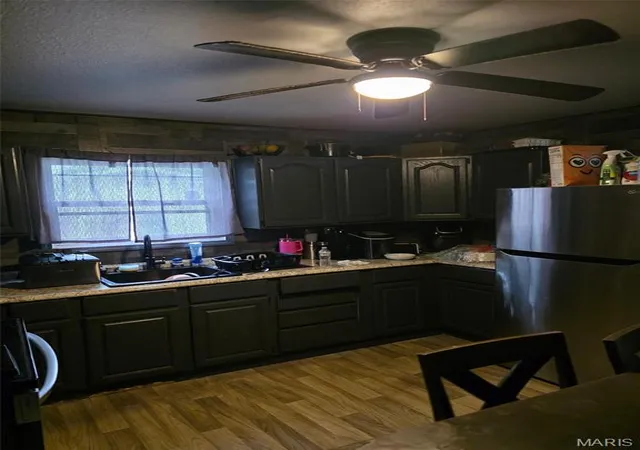 Photo 3 of Single family home for sale at 130 Saint Paul Dr, East Saint Louis, IL 62206 | MLS# MIS26029405 | Listing updated on 2026-09-02