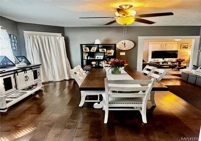 Photo 4 of Single family home for sale at 420 Eastern Ave, Greenville, IL 62246 | MLS# MIS26029412 | Listing updated on 2026-10-03