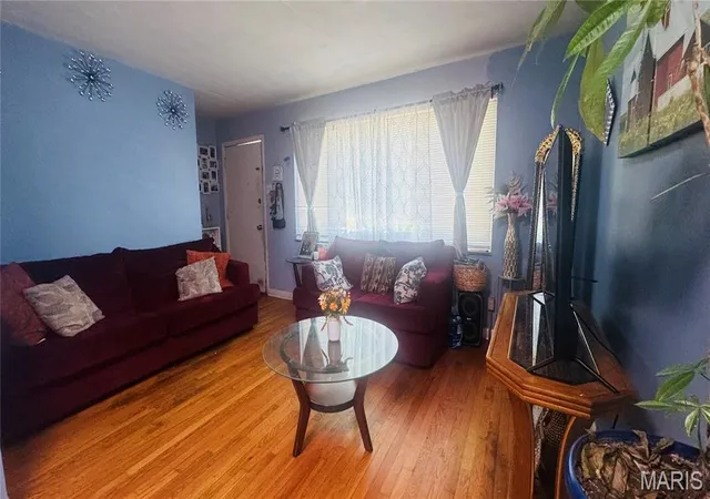 2nd image of 4335 California Ave, St Louis, MO 63111 | MLS# MIS26029476