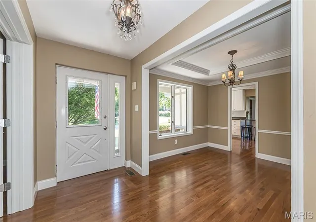 3rd image of 159 Spring Oaks Dr, Ballwin, MO 63011 | MLS# MIS26029511