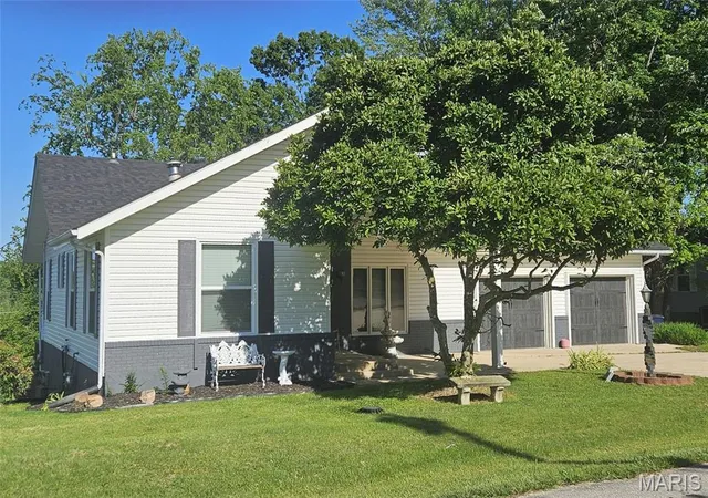 Homes for sale in Salem, MO | 4 S Martin St, Salem, MO 65560 | MLS# MIS26029555