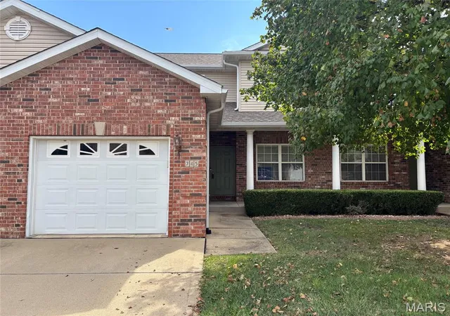 Photo 1 of Sale Pending at 745 Erika St, O Fallon, IL 62269 | MLS# MIS26029567 | Listing updated on 2026-08-24