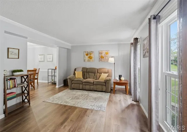 Photo 3 of Single family home for sale at 130 Holly Garden Dr, Ballwin, MO 63021 | MLS# MIS26029577 | Listing updated on 2026-08-27