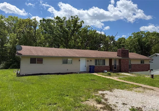 Photo 3 of Single family home for sale at 106 Schemmer Rd, Wright City, MO 63390 | MLS# MIS26029580 | Listing updated on 2026-10-01