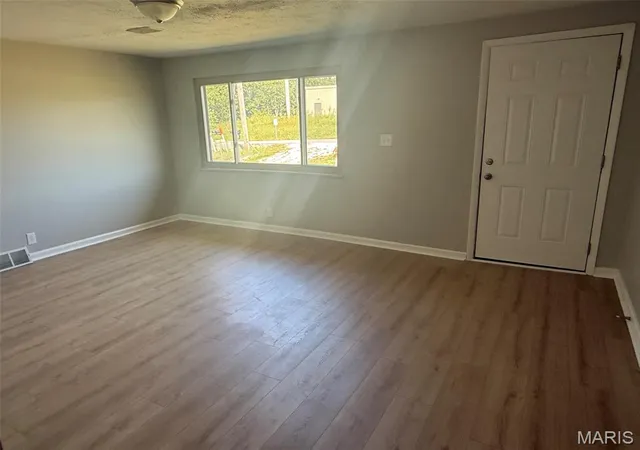 Photo 4 of Single family home for sale at 106 Schemmer Rd, Wright City, MO 63390 | MLS# MIS26029580 | Listing updated on 2026-10-01