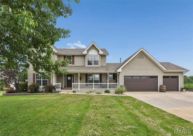 Homes for sale in Foristell, MO | 106 Andrea Ct, Foristell, MO 63348 | MLS# MIS26029581