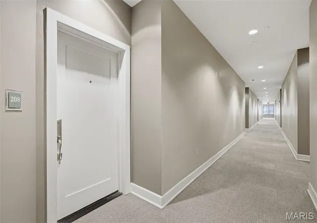 Homes for sale in Clayton, MO | 6451 Clayton Rd #208, Clayton, MO 63117 | MLS# MIS26029658