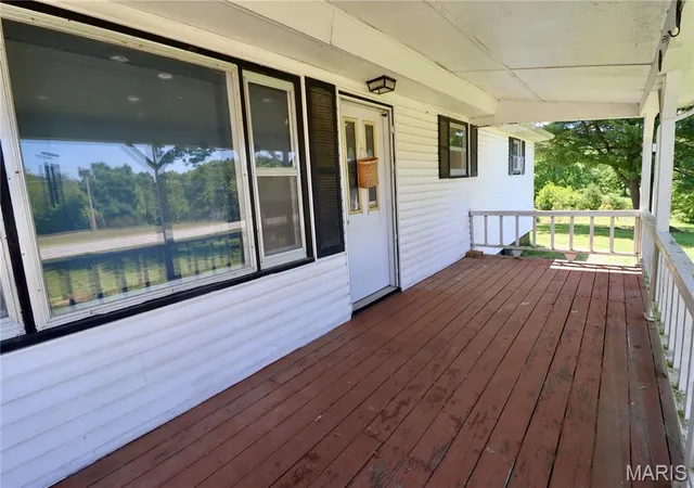Homes for sale in Lebanon, MO | 25898 Hwy 32, Lebanon, MO 65536 | MLS# MIS26029725