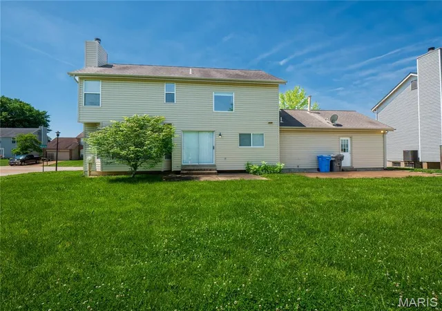 5th image of 3078 Willow Creek Estates Dr, St Louis, MO 63031 | MLS# MIS26029750