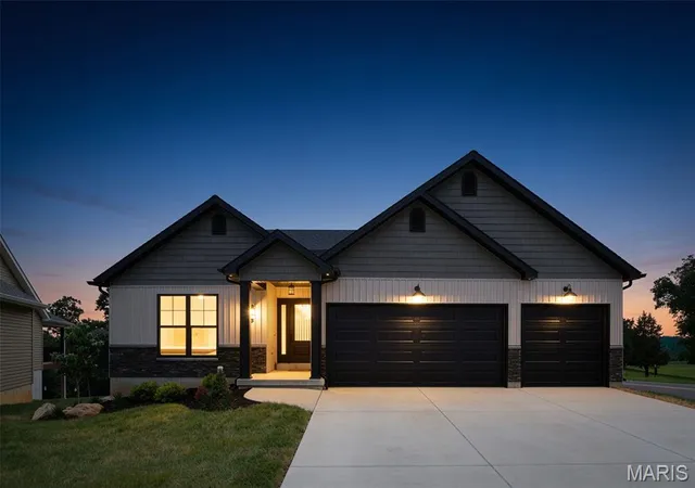Photo 2 of Single family home for sale at 758 Blake, Hillsboro, MO 63050 | MLS# MIS26029751 | Listing updated on 2026-09-20