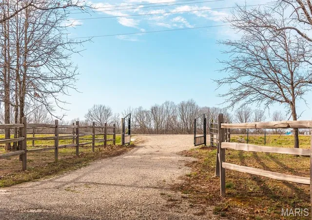 Photo 4 of Sale Pending at 1608 Hwy 64, Tunas, MO 65764 | MLS# MIS26029793 | Listing updated on 2026-08-21