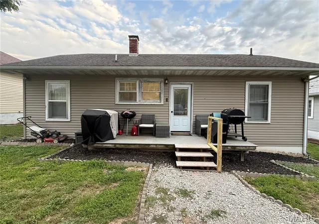 Homes for sale in Hannibal, MO | 2702 Hubbard St, Hannibal, MO 63401 | MLS# MIS26029800