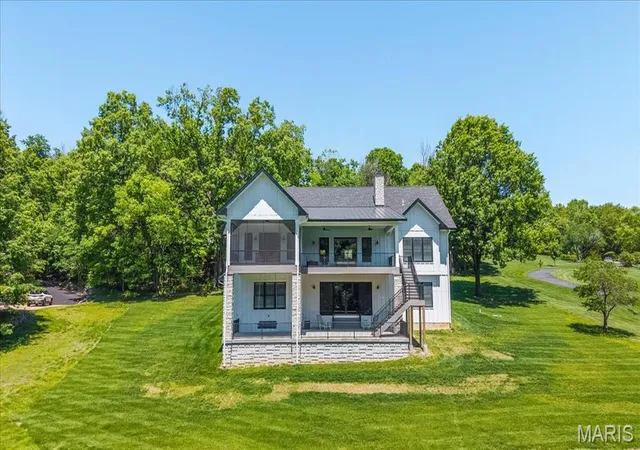 4th image of 4444 Augusta Shores Dr, Augusta, MO 63332 | MLS# MIS26029823