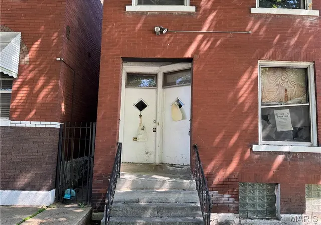 5th image of 2833 Sidney St, Saint Louis, MO 63104 | MLS# MIS26029835