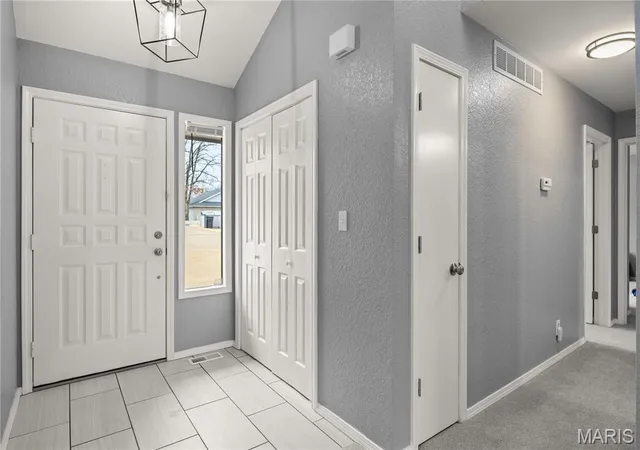 Homes for sale in Four Seasons, MO | 434 Cherokee Rd, Four Seasons, MO 65049 | MLS# MIS26029913