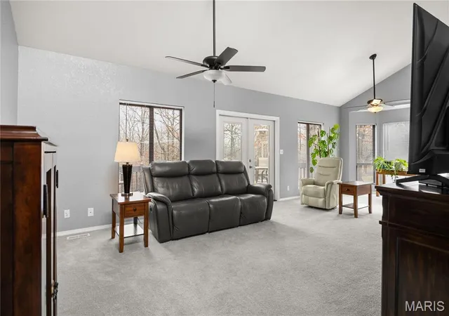 Homes for sale in Four Seasons, MO | 434 Cherokee Rd, Four Seasons, MO 65049 | MLS# MIS26029913
