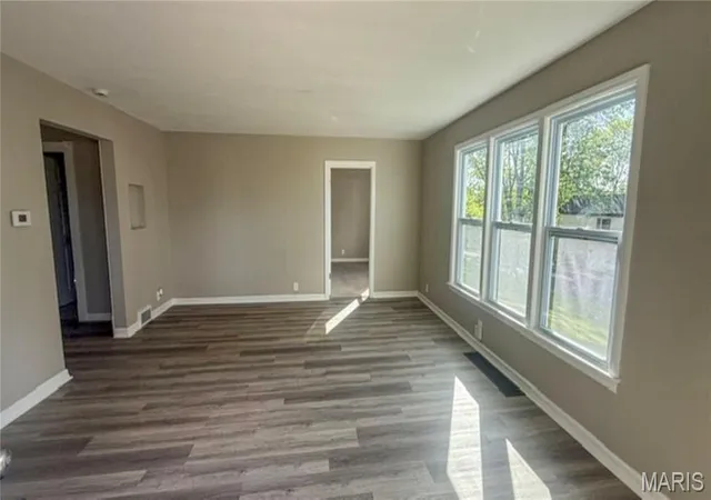 5th image of 5336 Morse Ave, De Soto, MO 63020 | MLS# MIS26029979