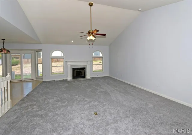 3rd image of 204 Jacobs Wy, St Peters, MO 63376 | MLS# MIS26030014