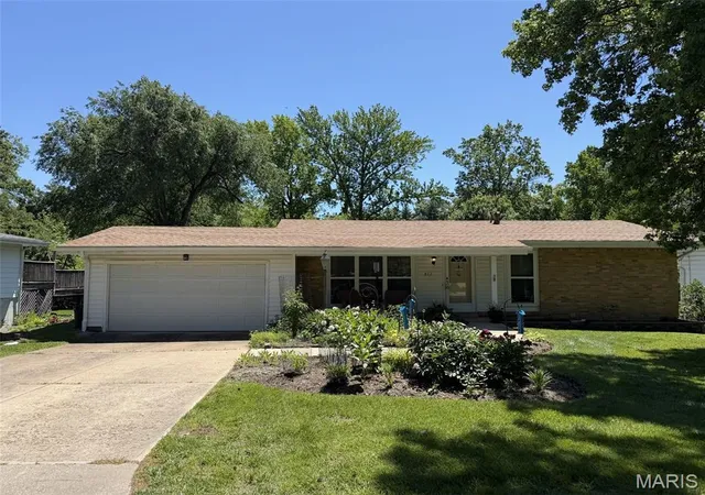 Homes for sale in Manchester, MO | 812 Brookvale Ter, Manchester, MO 63021 | MLS# MIS26030091