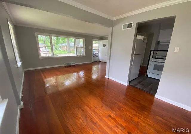 3rd image of 9616 Durham Dr, Riverview, MO 63137 | MLS# MIS26030189