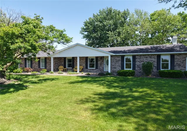 Photo 2 of Single family home for sale at 12569 New London Gravel Rd, New London, MO 63459 | MLS# MIS26030229 | Listing updated on 2026-09-15