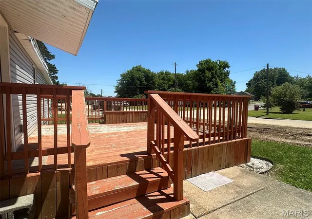 Photo 3 of Single family home for sale at 131 Bynum St, Sikeston, MO 63801 | MLS# MIS26030257 | Listing updated on 2026-09-02