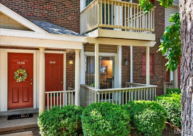 2nd image of 1540 High School Dr, Saint Louis, MO 63144 | MLS# MIS26030281