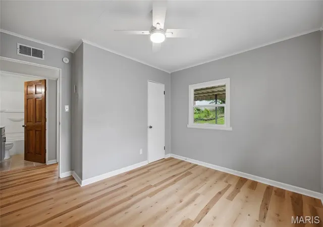 Photo 4 of Single family home for sale at 1509 Kraft St, St Louis, MO 63139 | MLS# MIS26030283 | Listing updated on 2026-09-03