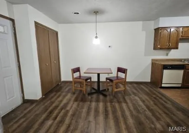 Photo 4 of Multi family home for sale at 115 A-H Holly Dr, Saint Robert, MO 65584 | MLS# MIS26030286 | Listing updated on 2026-05-22